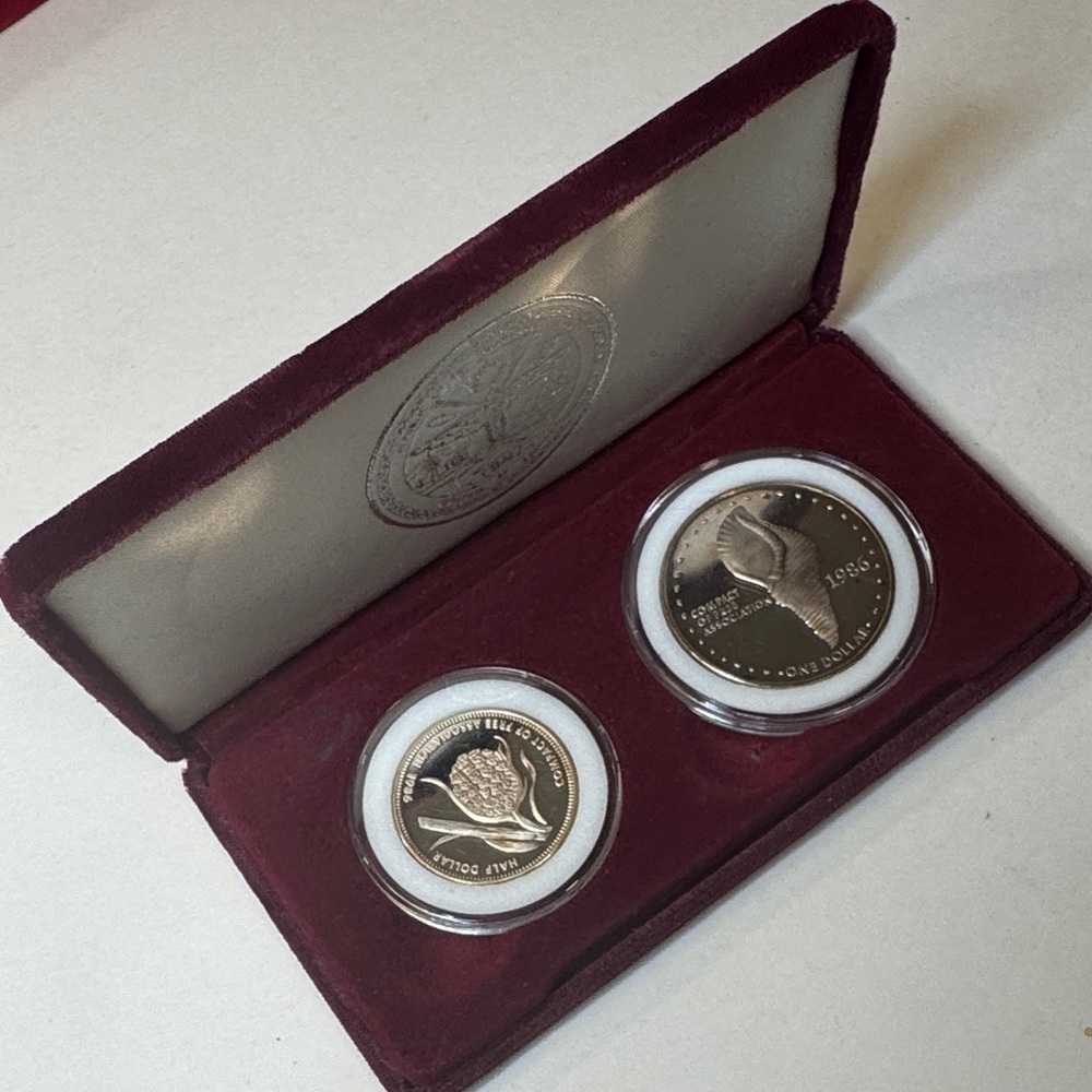 Marshal Island Silver Commemorative Coin Set two coins - Picture 14 of 14